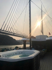 HALONG CATAMARAN PREMIUM DAY CRUISE 5STAR- 할롱 카타마란 프리미엄 – 란하베이를 품은 럭셔리 카타마란 크루즈