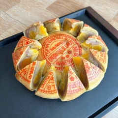Bánh pía 8 trứng song long hộp xịn sò - 500g