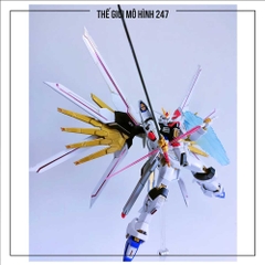 Mô Hình Gundam HG 250 Mighty Strike Freedom Fighter (Tặng đế + Decal nước)