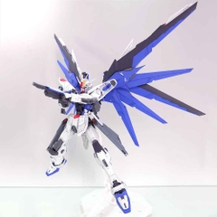 Mô hình MG Master Grade Freedom 2.0 - Kèm đế + Decal nước