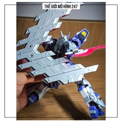 Mô hình lắp ráp HG Moon 1/144 AMS-123X-X (Tặng kèm base)