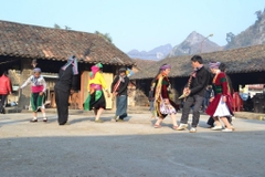 🏔️ TẬP 3: RỜI NÚI