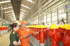 Trụ cứu hỏa 3 cửa BQP83