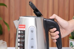 Bình đun siêu tốc Sharp 1.5 lít EKJ-15EVS-ST