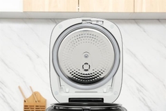 Nồi cơm cao tần Panasonic 1.5 lít SR-HN151KRA