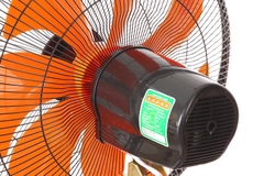 Quạt treo tường Senko 7 cánh TC1622 65W