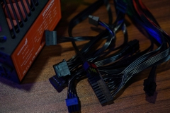 Nguồn máy tính E-Dra EP700BRONZE