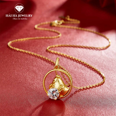 Dây chuyền con giáp tuổi Dậu bạc mạ vàng – Giữ một nguồn năng lượng tỉnh thức và sáng rõ | Hải Hà Jewelry