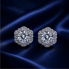 Bông tai bạc 925 đính moissanite – dáng hoa rosette viền halo