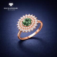 Nhẫn nữ halo moissanite dáng hoa – Ánh sáng dịu của một cảm xúc ở lại | Hải Hà Jewelry
