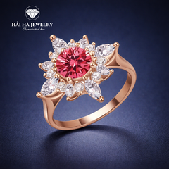 Nhẫn moissanite halo cánh hoa – Rạng rỡ từ điều được nâng niu | Hải Hà Jewelry