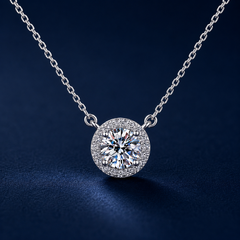 Dây chuyền bạc 925 đính moissanite dáng tròn 0,5 Carat – ánh sáng cân bằng, dễ đeo mỗi ngày | Hải Hà Jewelry