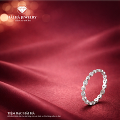 Nhẫn moissanite oval nối tiếp – Nhịp cảm xúc liền mạch | Hải Hà Jewelry