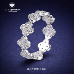Nhẫn moissanite viền đính đều – Ánh sáng ở lại theo năm tháng | Hải Hà Jewelry
