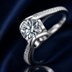 Nhẫn nữ bạc 925 đính kim cương Moissanite 1 Carat