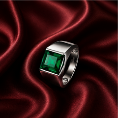 Nhẫn bạc nam đá hydrothermal emerald zambia – sắc xanh của sự sống bền bỉ | Hải Hà Jewelry