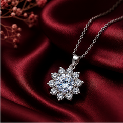 Dây chuyền bạc 925 đính moissanite 1 carat dáng hoa tinh tế | Hải Hà Jewelry