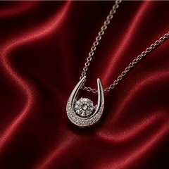 Dây chuyền bạc 925 đính moissanite dáng móng ngựa | Hải Hà Jewelry