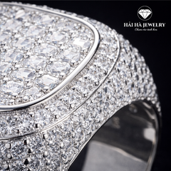 Nhẫn nam dáng khối mặt tròn – Khoảng lặng của một niềm tin đã vững | Hải Hà Jewelry