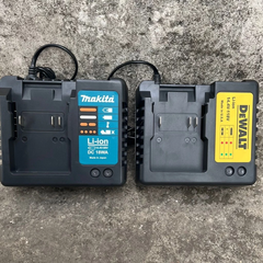 Sạc Pin Máy Khoan, Đế Sạc Pin 21v - Chân Pin Phổ Thông m21 khoảng Cách Chân Pin 4cm Sạc Makita, Dewalt