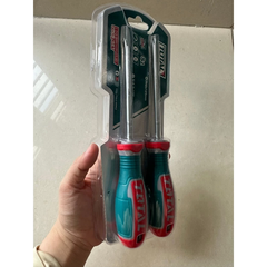 Bộ 2 Tua Vít Dẹp Và Bake TOTAL TKSDS0226 Chất Liệu Dầu Vít S2