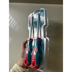 Bộ 2 Tua Vít Dẹp Và Bake TOTAL TKSDS0226 Chất Liệu Dầu Vít S2