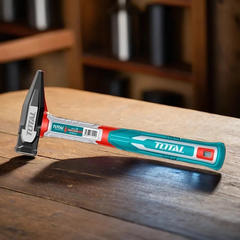 Búa Đóng Đinh Đầu Dẹp & Vuông Total Cán Bọc Nhựa 200G , 300G , 500GTHMH62200 THMH62300 THMH62500