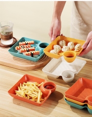 Dĩa Đựng Thức Ăn Có Ngăn Để Nước Chấm (2)