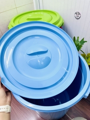 THÙNG XÔ NHỰA CÓ NẮP 45L CTY PHẠM GIA (5)