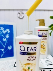 DẦU GỘI SẠCH GẦU CLEAR GỪNG & HOA CÚC 630g (Ko áp dụng giảm 10%)