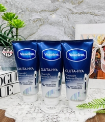 Sữa Dưỡng Thể VASELINE GLUTA-HYA Xanh 70X Ban Đêm 300ml (Ko áp dụng giảm 10%)