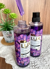SỮA TẮM LUX HOA PHONG LAN 570g (Ko áp dụng giảm 10%)
