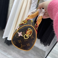 TÚI TRỐNG LV CHARM HỒNG (10)