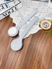 CÂY CỌ BÔI KEM DƯỠNG CHÀ LƯNG LOẠI 1 TIỆN LỢI (1)
