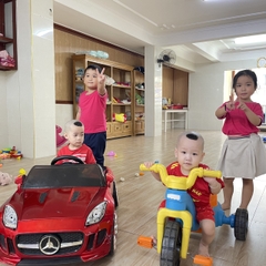 Quà Tặng Mẹ - Minh Thơ Trading tặng quà cho các bé ở mái ấm tình thương Tâm Đức - Quận 4