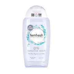 Dung dịch vệ sinh phụ nữ cao cấp cho da nhạy cảm Femfresh 0% Sensitive Wash 250ml