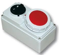 F61132-6 Ổ cắm công nghiệp PCE kèm công tắc kín nước IP67