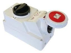 F75252-6 Ổ cắm công nghiệp PCE kèm công tắc kín nước IP67