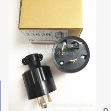 Phích cắm cao su chấu khóa American denki 3362R