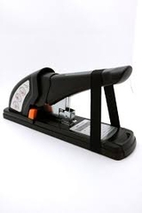 Dập ghim Deli cỡ lớn 80 trang E0387