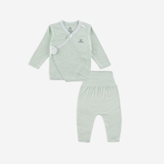 BU Baby Bộ dài tay cài chéo cho bé sơ sinh chất vải thoải mái, co giãn  - Siro BSR110802 | Bu Baby Chính Hãng