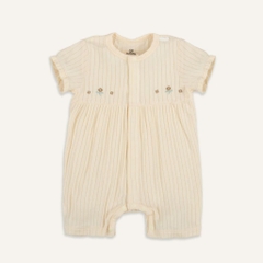 (1M-12M) Body đùi ngắn tay cài giữa cho bé gái Bubaby Molist - BMD230200 | Quần áo BU Baby chính hãng