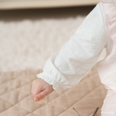 BU Baby (0M-12M) Set dài tay cài giữa, bèo đáp ngực BU Viscose Cotton KVC110200 | Hàng chính hãng