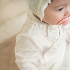 BU Baby (0-6M) Bộ dài tay Cài chéo bèo cổ BU Baby Viscose Cotton SVC110800 | Quần áo chính hãng