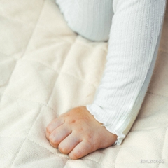 (6M-5Y) Áo dài tay cao cổ bé gái Thu êm BubabyLennie BWL3109BG | Áo chính hãng