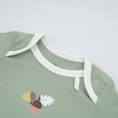 (1M-12M) Bộ đồ liền thân dài tay cổ chồm BSR210500 Siro cho bé sơ sinh -	Bubaby sơ sinh – Quần áo Bubaby