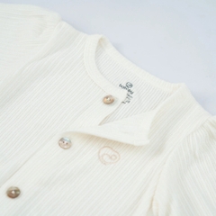 (6M-4Y) Áo cardigan dài tay bèo gấu BuBaby Lennie BWL31BG01 | Quần áo BU Baby chính hãng