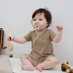 (0-12M) Bộ ngắn tay cài chéo Bambus Iconic cho bé sơ sinh - Bambus BBB1308IN | Quần áo BuBaby chính hãng