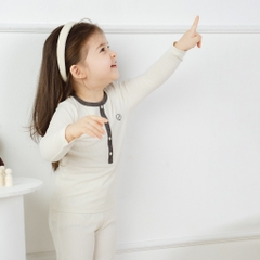 Bộ dài tay cổ trụ chất liệu mỏng nhẹ cho bé chất liệu Siro Cotton mềm mại BSR110300 | Quần áo BuBaby chính hãng