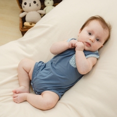 (1M-12M) Bộ đồ liền thân sát nách cổ tròn Túi ốp Bambus Iconic 2 - Bambus BBB2404A1 | Quần áo chính hãng BuBaby